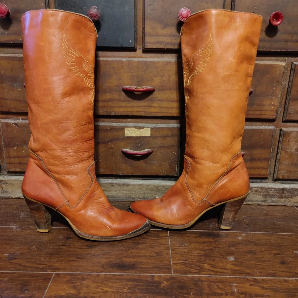 Vintage Dingo Boots Embroidered Eagle Brass Toe Brass Studs Leather 8.5 - Picture 4 of 11
